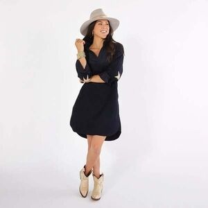 Relaxed Black Star-Accent Mini Dress - Women's